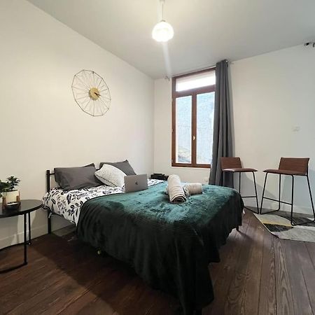 Apartmán Le Petit Nid A 2 Min Gare / Centre Meulan Exteriér fotografie