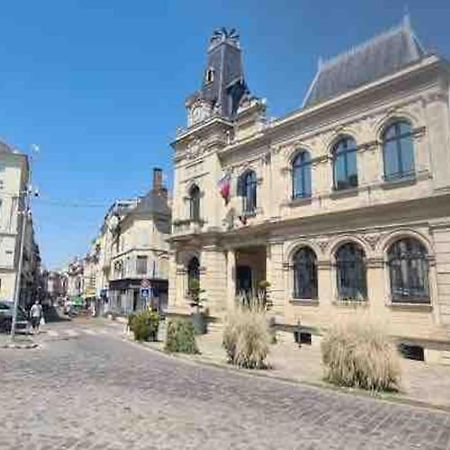 Apartmán Le Petit Nid A 2 Min Gare / Centre Meulan Exteriér fotografie